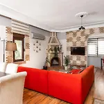 Large Duplex Apartment With Sea View