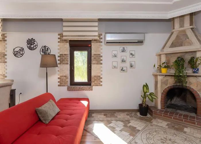 Large Duplex Apartment With Sea View