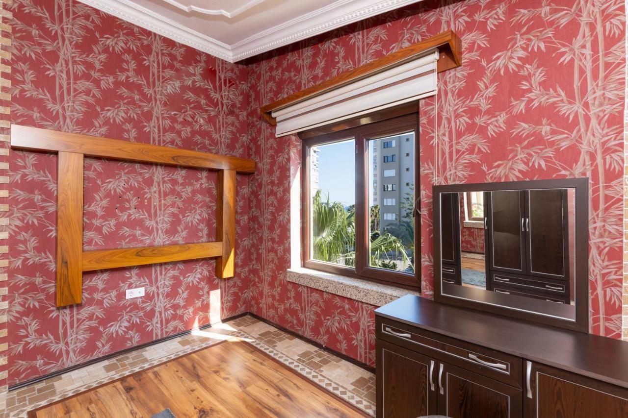 Large Duplex With Sea View Daire *