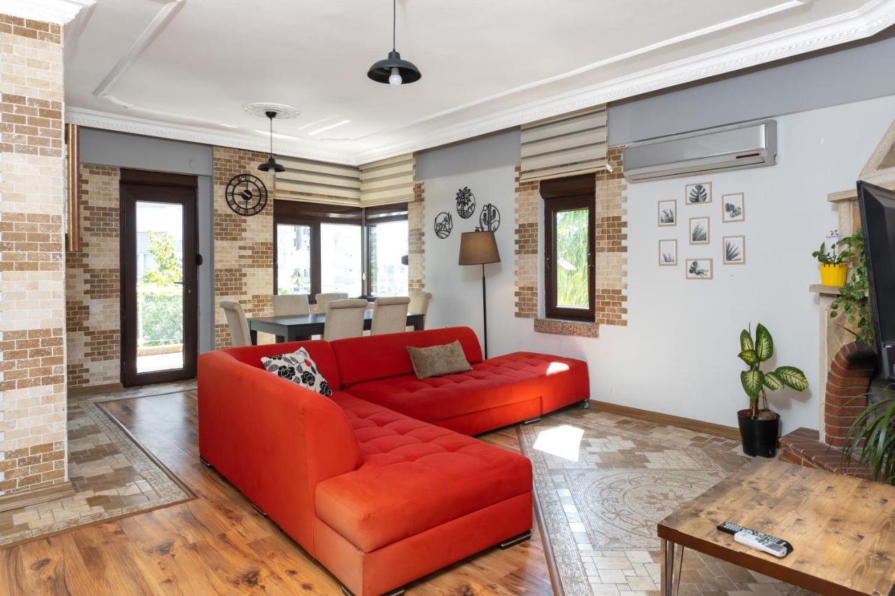 Large Duplex With Sea View Antalya