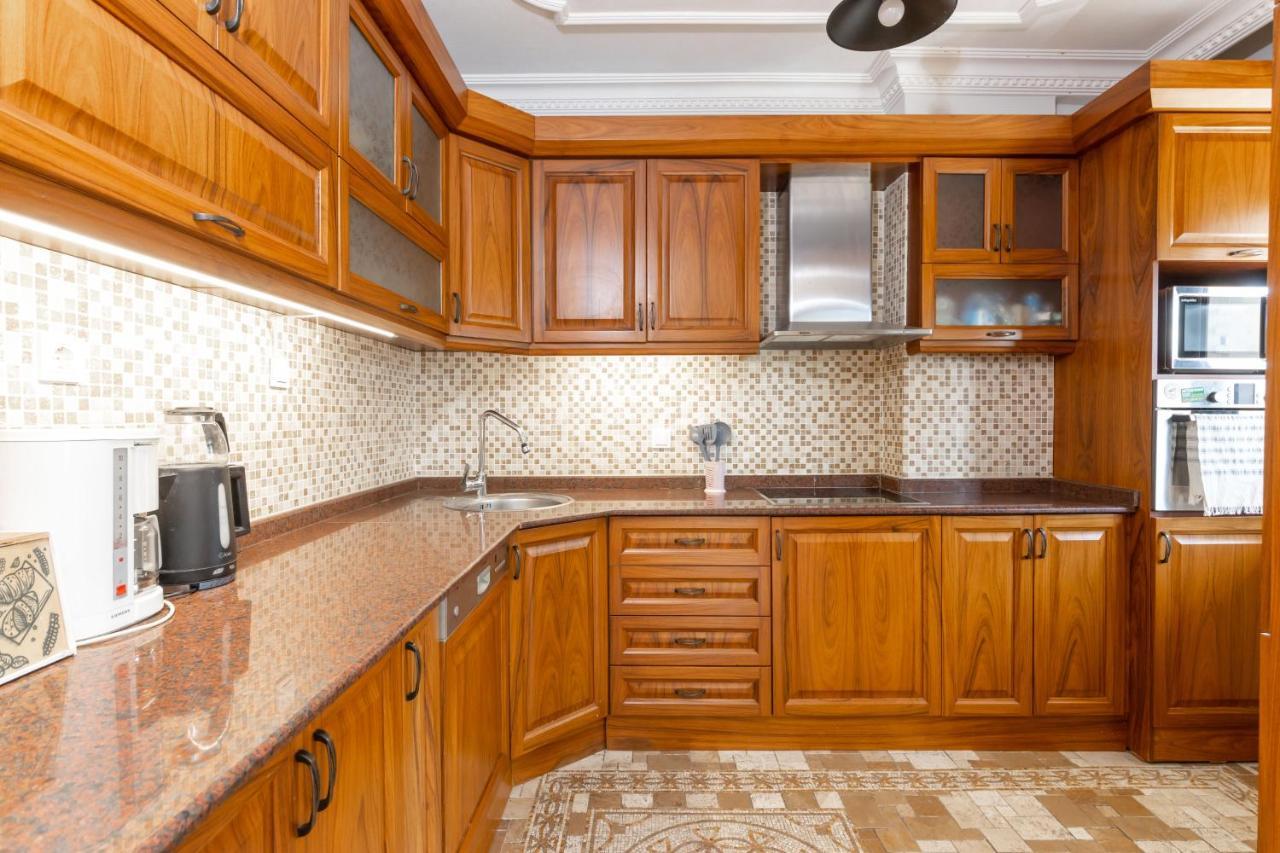 Large Duplex With Sea View
