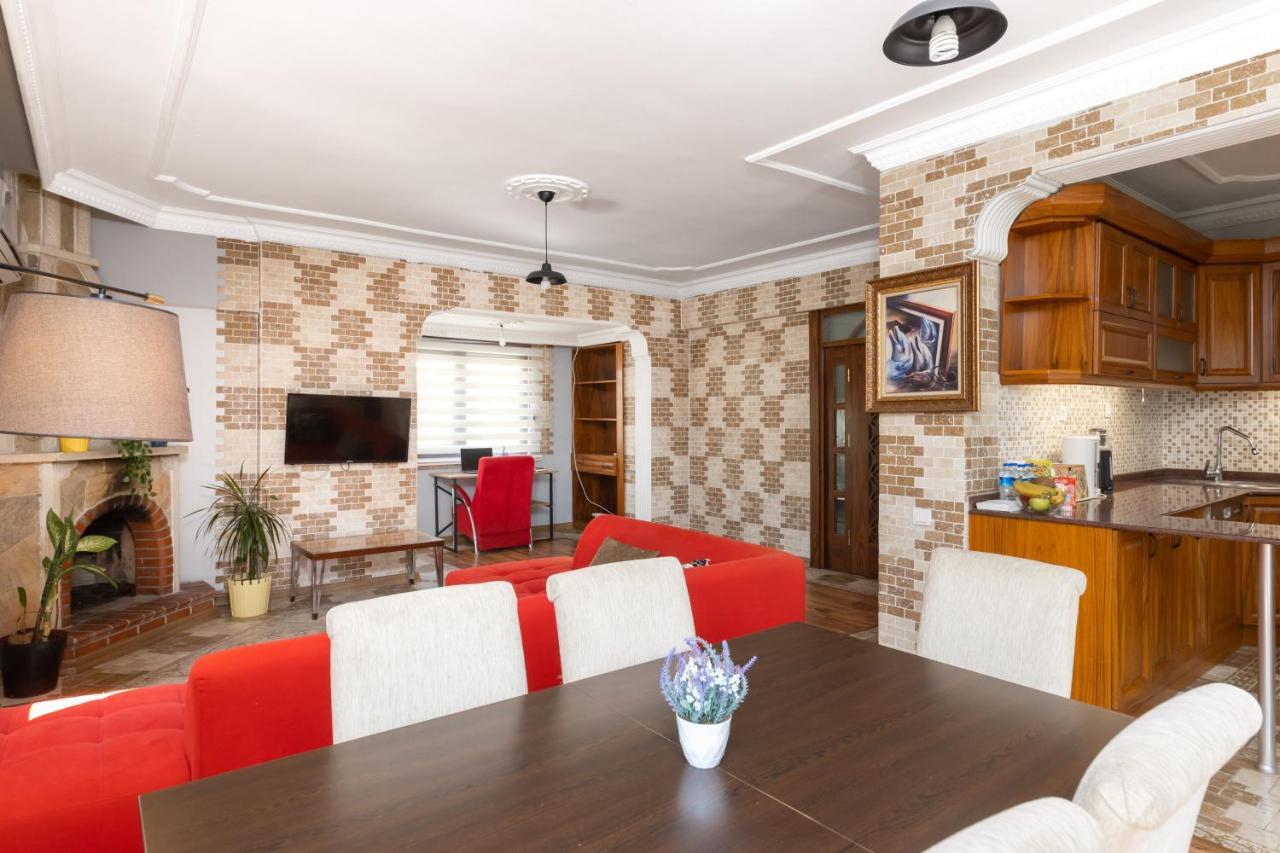 Large Duplex With Sea View Daire *