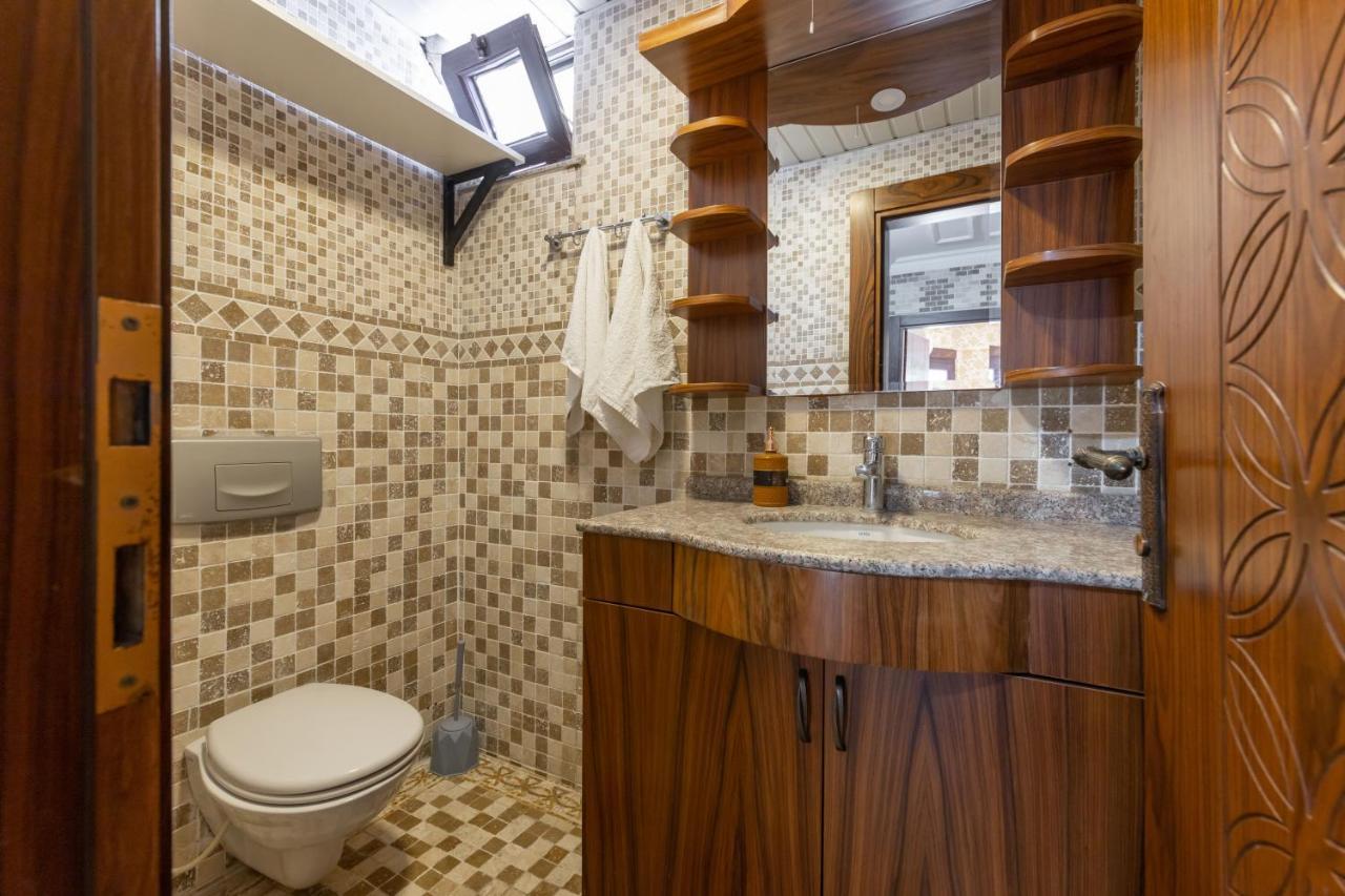 Daire Large Duplex With Sea View